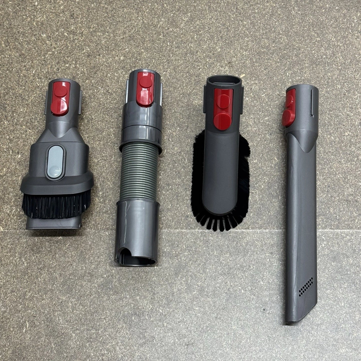 Dyson V15 Detect Absolute Cordless Vacuum Cleaner Animal excellent condition