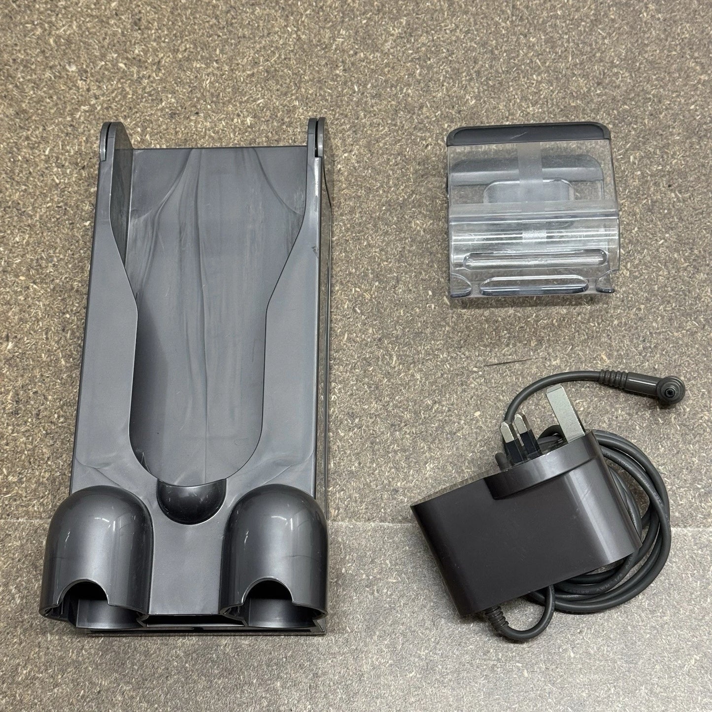 Dyson V15 Detect Absolute Cordless Vacuum Cleaner Animal excellent condition