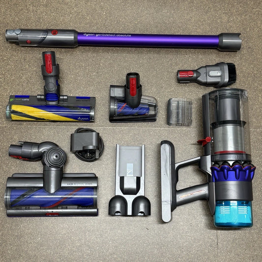 Dyson Gen 5 Detect Absolute Vacuum Cleaner Complete Excellent Condition